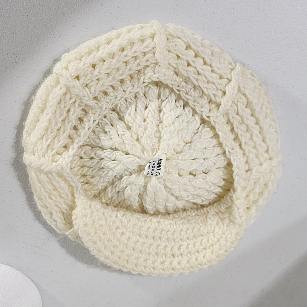 Vintage Hand Crochet Newsboy Cap Ivory White Pom Pom Knit Visor Hat Acrylic - Picture 8 of 9